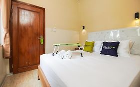 Urbanview Hotel Cantee Halim Perdanakusuma by RedDoorz